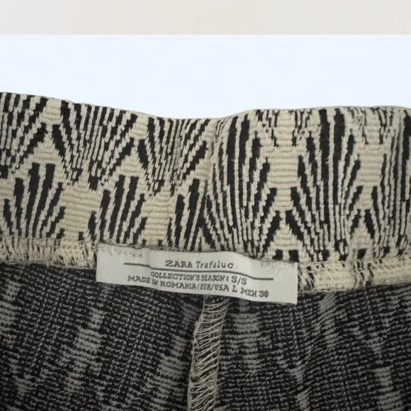 Zara Black and White High Waist Shorts - Picture 2 of 3